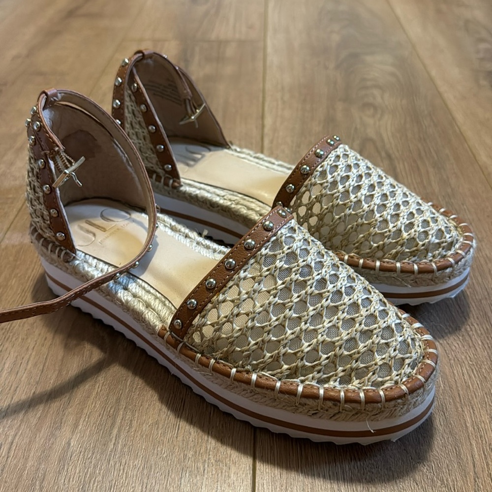 Size 6 JLO Espadrille Sandals